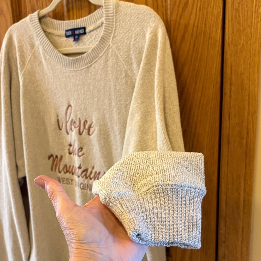 Cream “I Love the Mountains - West Virginia” Pullover Sweater